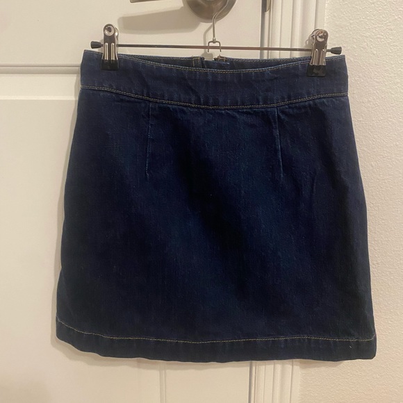 TOPSHOP mini denim skirt - Picture 4 of 4